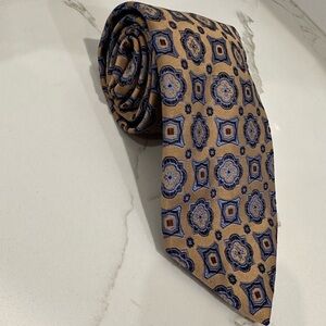 Italian Made La Vita Geometric 100% Silk Tie in Golden Copper and Navy 60 in L